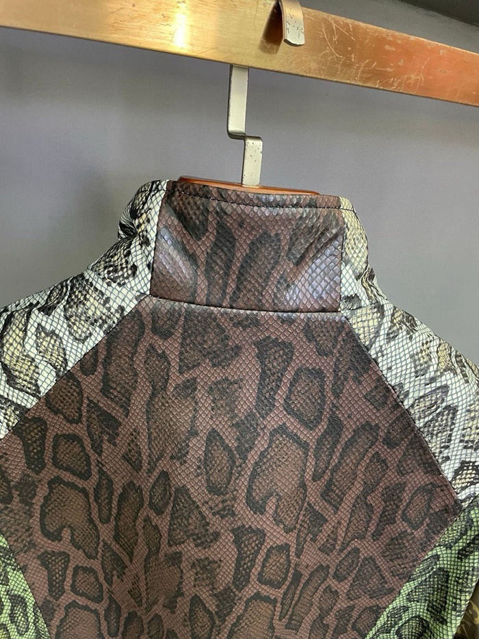 09ae5980daf3a3aab1cc8c5cb843bfc3_1766397363_9828.JPG
