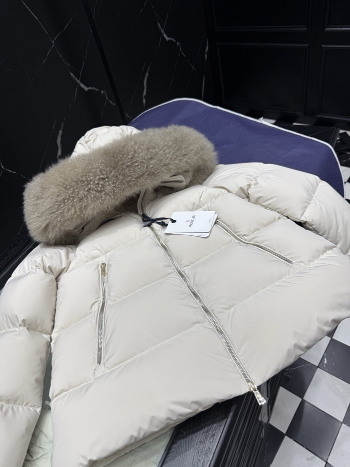 46c1a9dfeb9a2631c3ef5b81e33f0e20_1765350737_9421.JPG