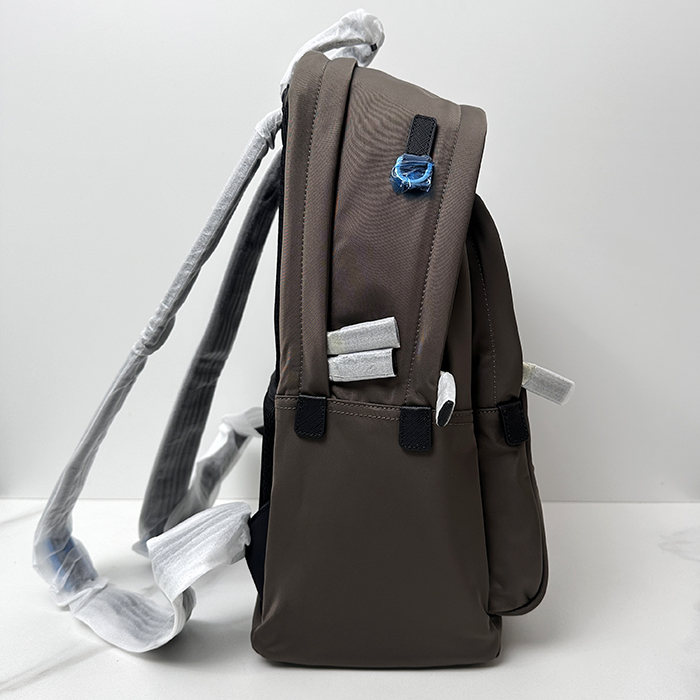 537981cef714d5cccd5c7ade74d665fe_1767952213_2173.JPG