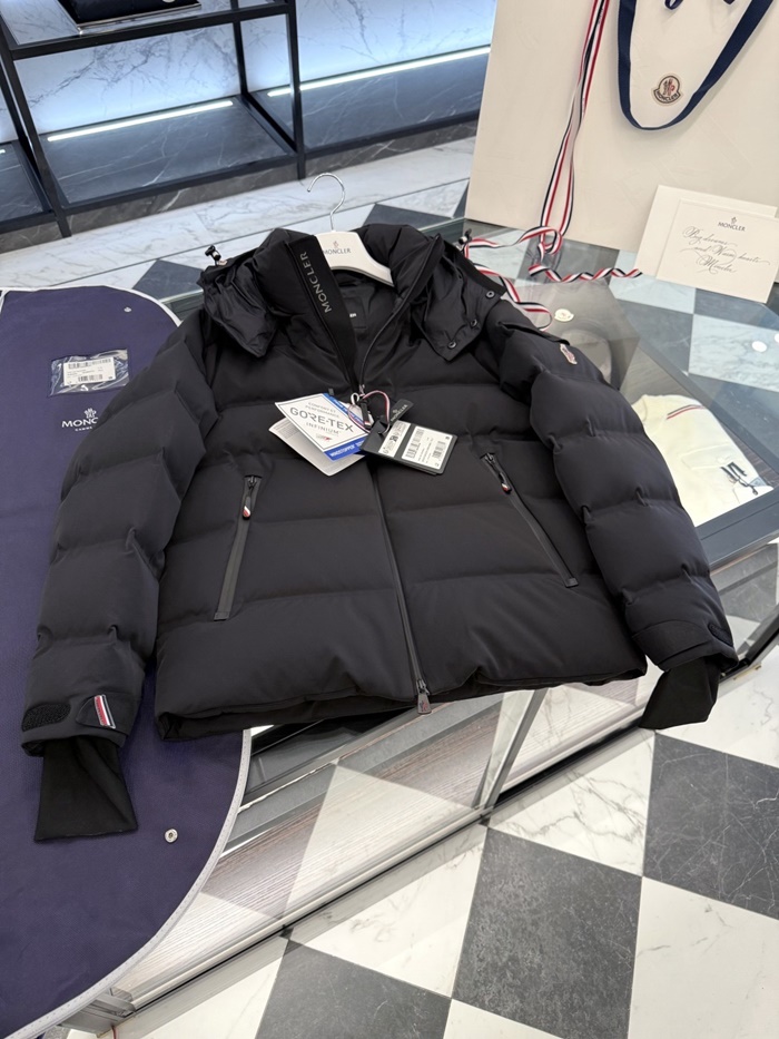 bed9cd750bfa6200888cbee8de8e7566_1768374157_2454.JPG