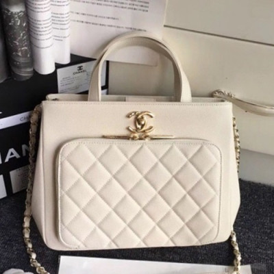 Chanel 2019 Leather Small Tote Shoulder Bag ,26CM - 샤넬 2019 레더 스몰 토트 숄더백  CHAB1117,26CM,아이보리