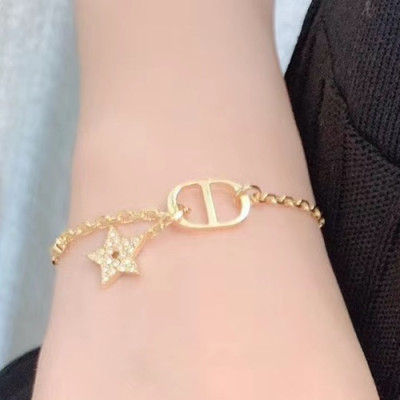 Dior 2020 Ladies Bangle - 디올 2020 여성용 팔찌 ACC0225.(옐로우골드)