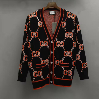 Gucci Mens Trendy V-neck Cardigan - 구찌 2024 남성 트렌디 브이넥 가디건 Guc03115x.Size(s - xl).블랙