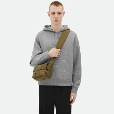 보테가베네타 남/녀 카세트 백 - Bottega veneta Unisex Khaki Cassette Bag - bvb1653x