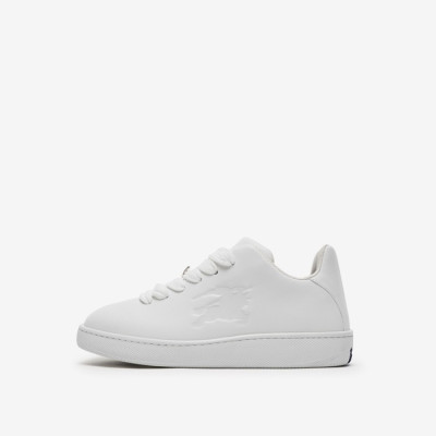 버버리 남/녀 레더 박스 스니커즈 - Burberry Unisex White Sneakers - bus645x