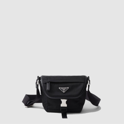 프라다 남성 썸머 메신저 백 2VD070 - Prada Mens Black Messenger Bag - prb2196x